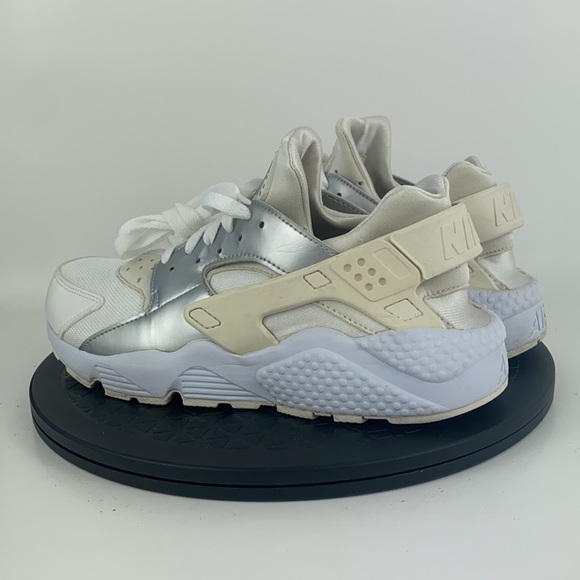 Nike Air Huarache White/Silver Athletic Running Shoes 318429-108 Men's Size 8.5 - Picture 7 of 12
